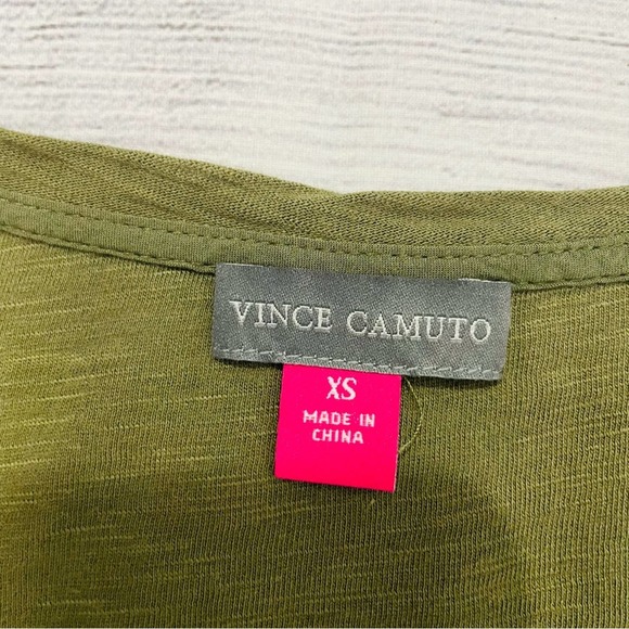 *Free with Purchase* Vince Camuto - NWOT Layered Tee - Picture 9 of 10